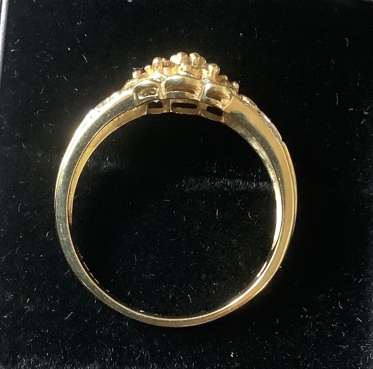 9ct white and champagne diamond cluster ring size S1/2 yellow gold