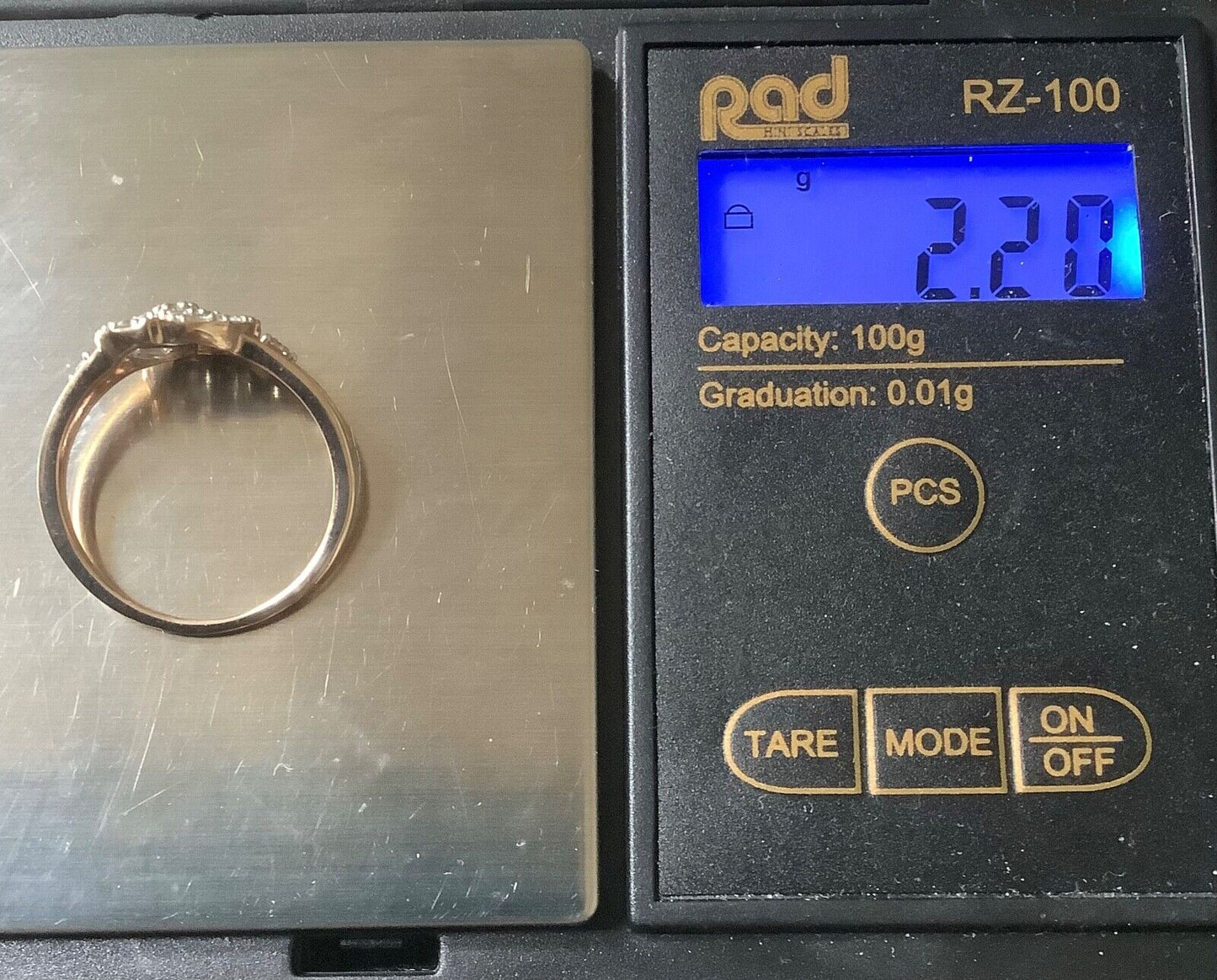9ct rose gold Diamond cluster circle ring with gold kisses size P1/2