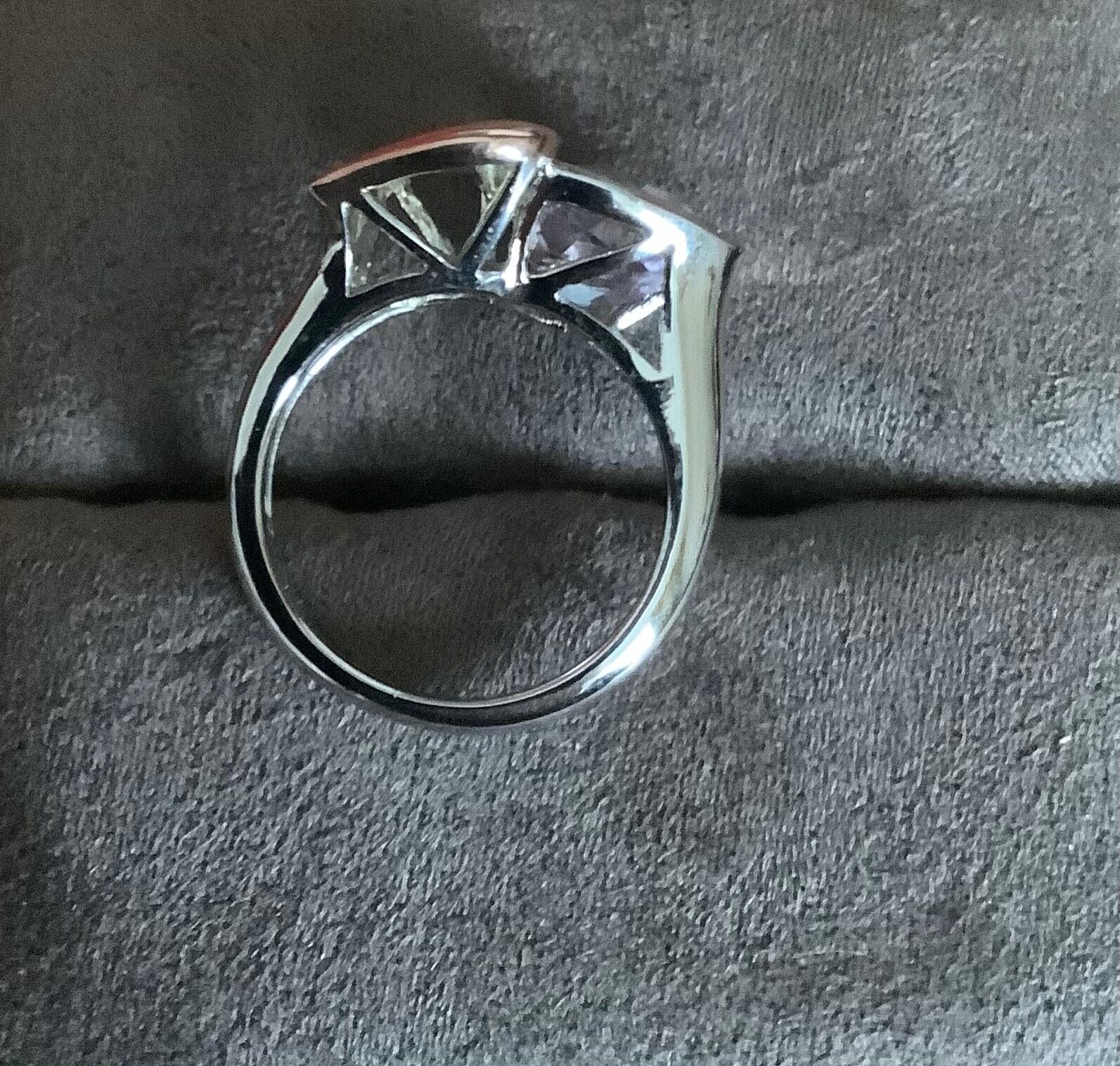 925 silver ring lilac stone & rose gold colour hearts O KN (Kirby Nez?)