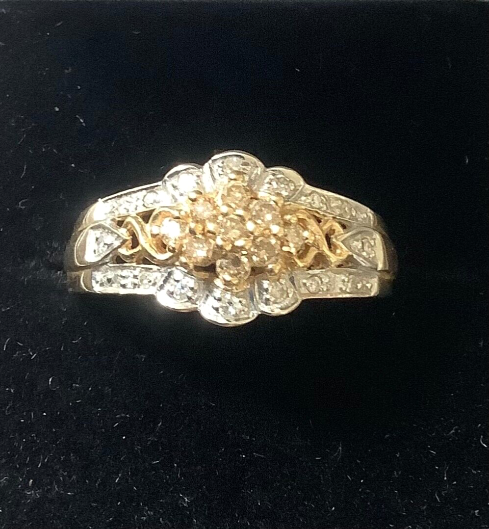 9ct white and champagne diamond cluster ring size S1/2 yellow gold