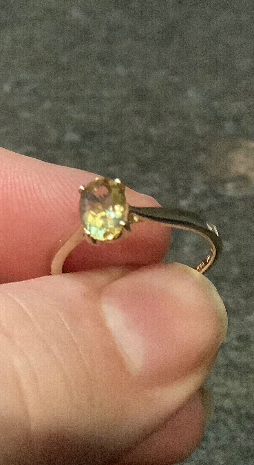 10K yellow gemstone oval solitaire ring size N1/2 yellow gold hallmarked