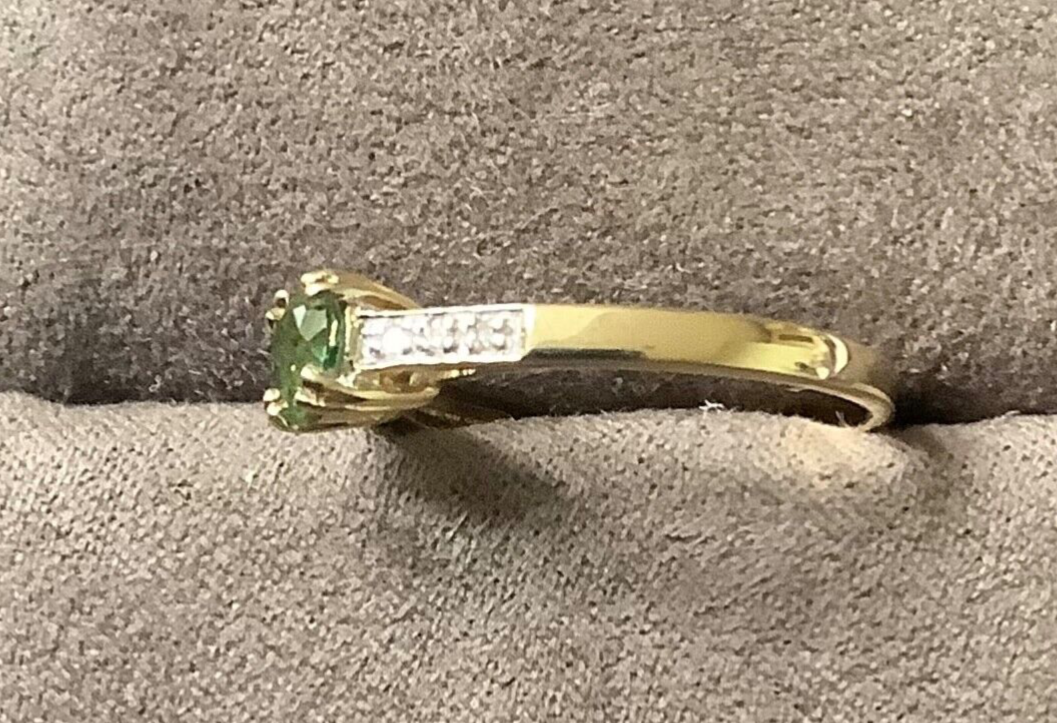 18K Paraiba Tourmaline and Diamond ring size N yellow gold with certificate