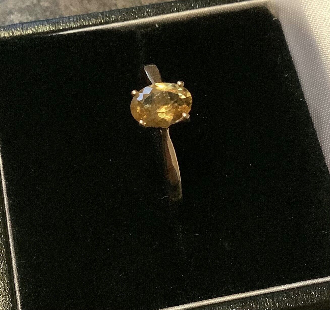 10K yellow gemstone oval solitaire ring size N1/2 yellow gold hallmarked