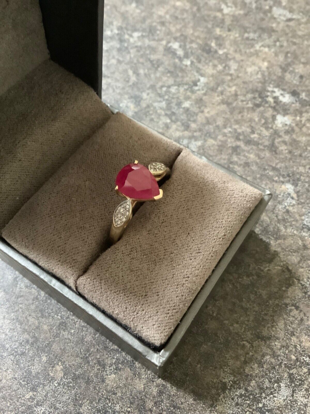 10K gold pear cut ruby and white zircon ring size P1/2 hallmarked