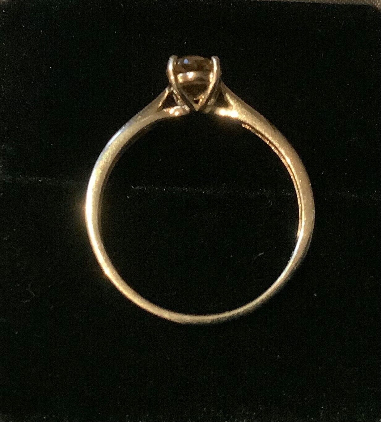 10K yellow gemstone oval solitaire ring size N1/2 yellow gold hallmarked