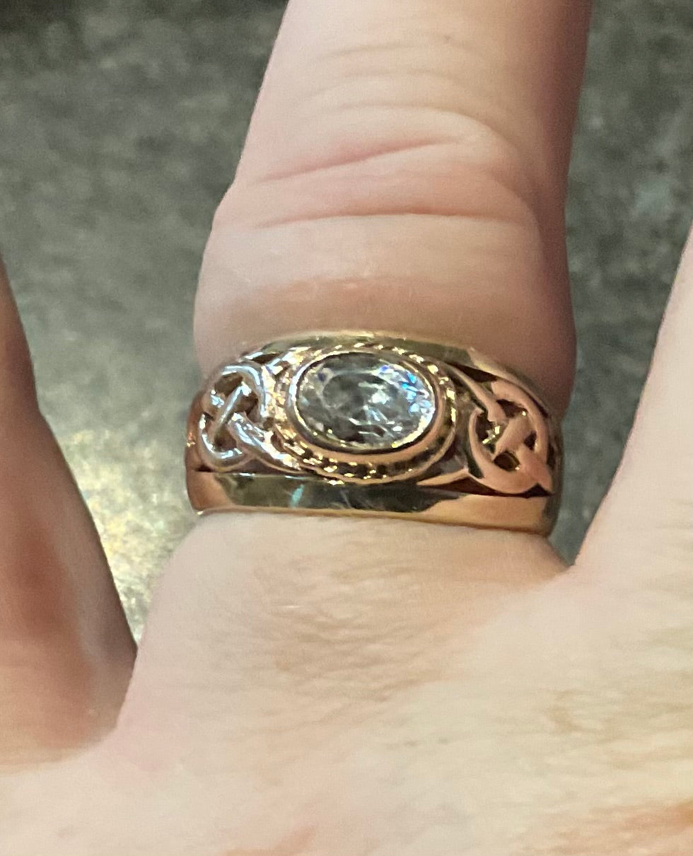 Clogau 9ct St.Davids white topaz Celtic ring size O yellow and rose gold