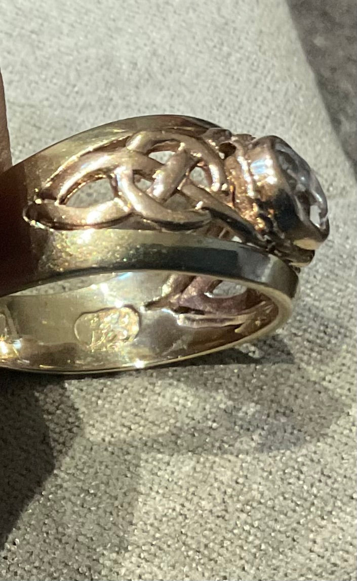 Clogau 9ct St.Davids white topaz Celtic ring size O yellow and rose gold