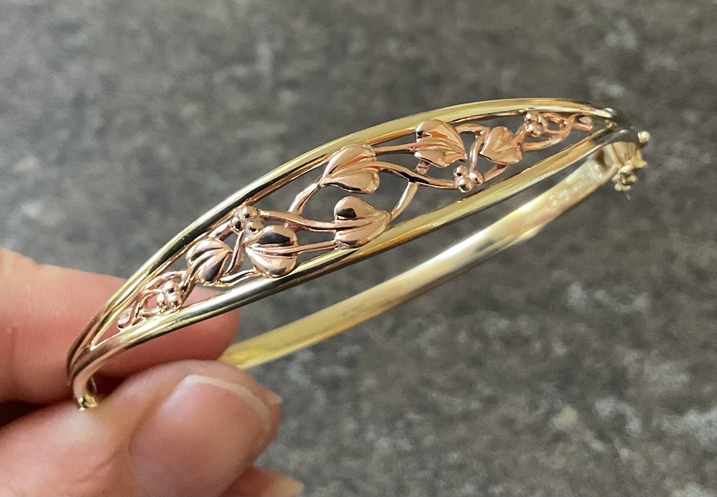 Clogau 9ct Tree of Life bangle bracelet in yellow and rose gold 12.49g