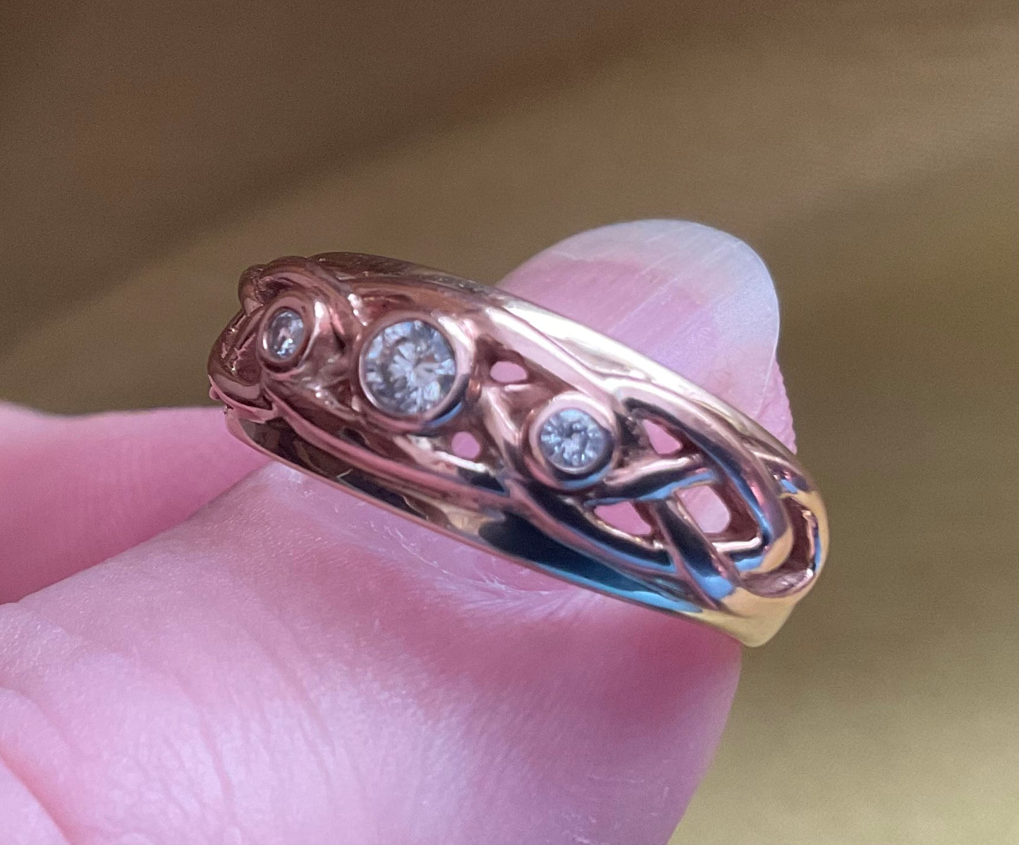Clogau 9ct 3 Diamond Lovers Knot Celtic weave ring size N1/2 yellow and rose gold 4.83g
