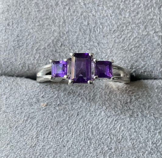 925 Amethyst rectangle and square cut trilogy ring size P1/2