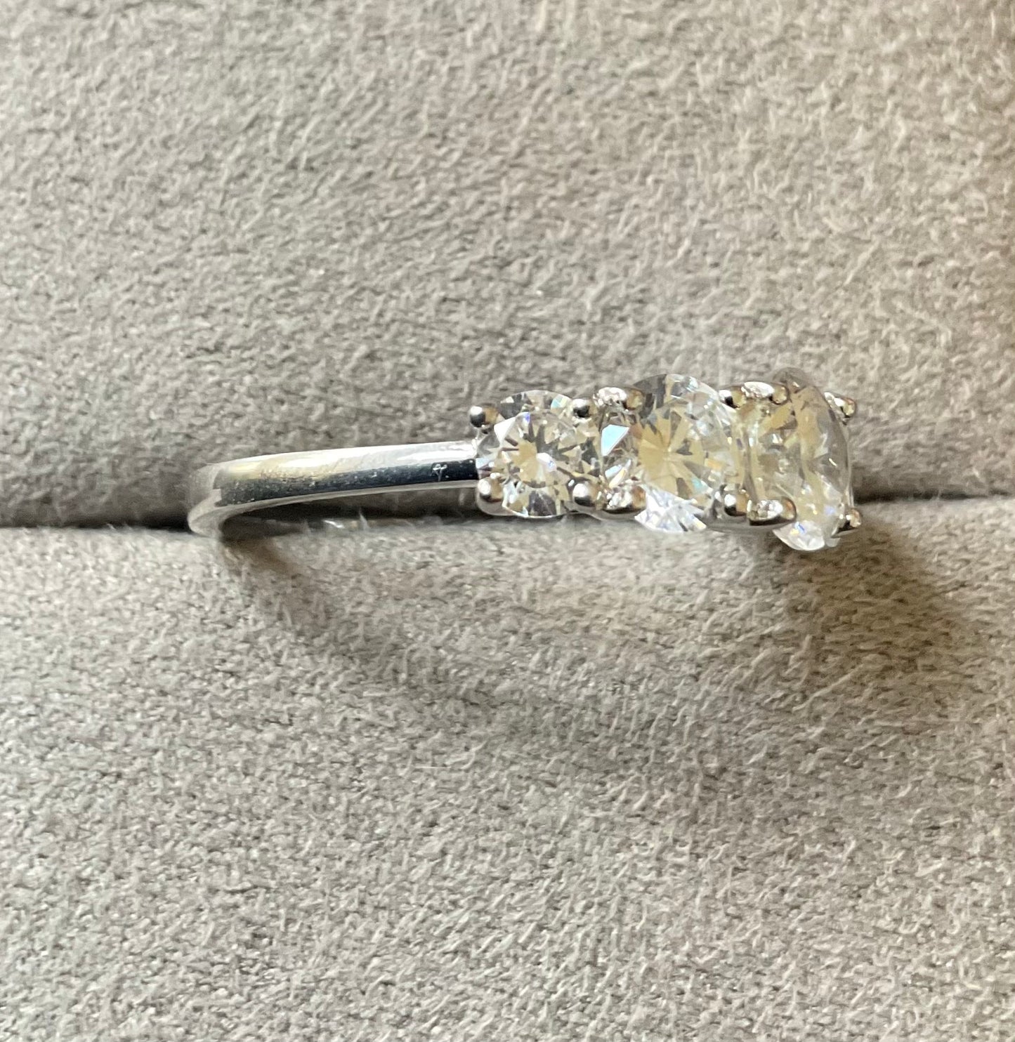 925 Michelle Mone CZ 5 stone ring size P