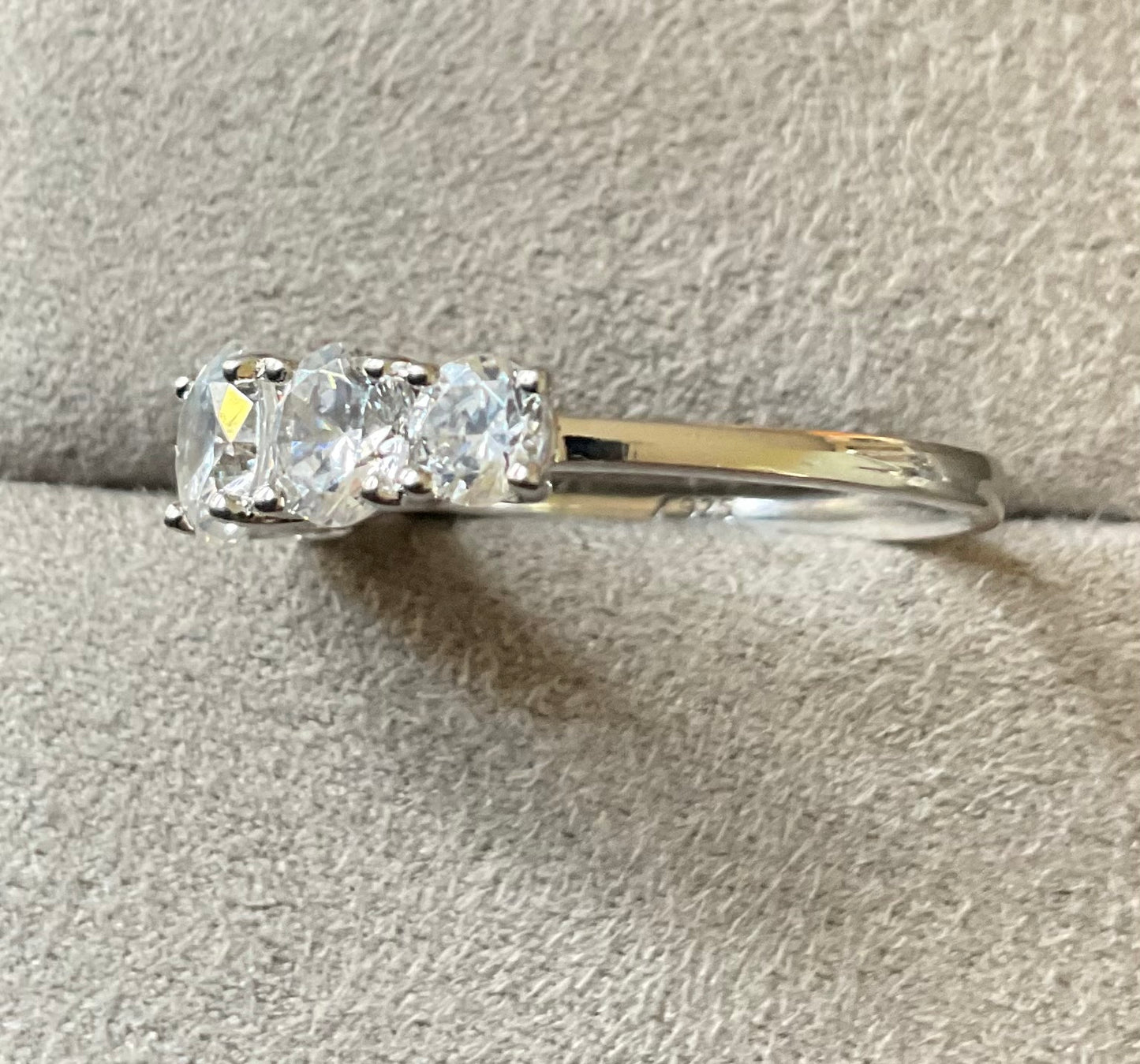 925 Michelle Mone CZ 5 stone ring size P