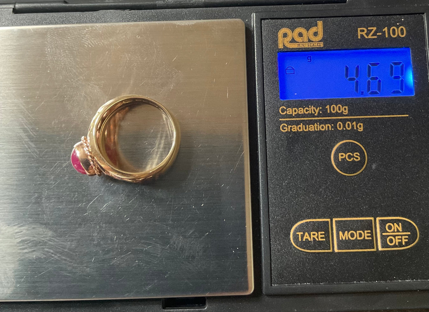 Vintage Clogau Ruby Cabochon St. David’s Celtic band ring size K1/2 yellow and rose gold 1996