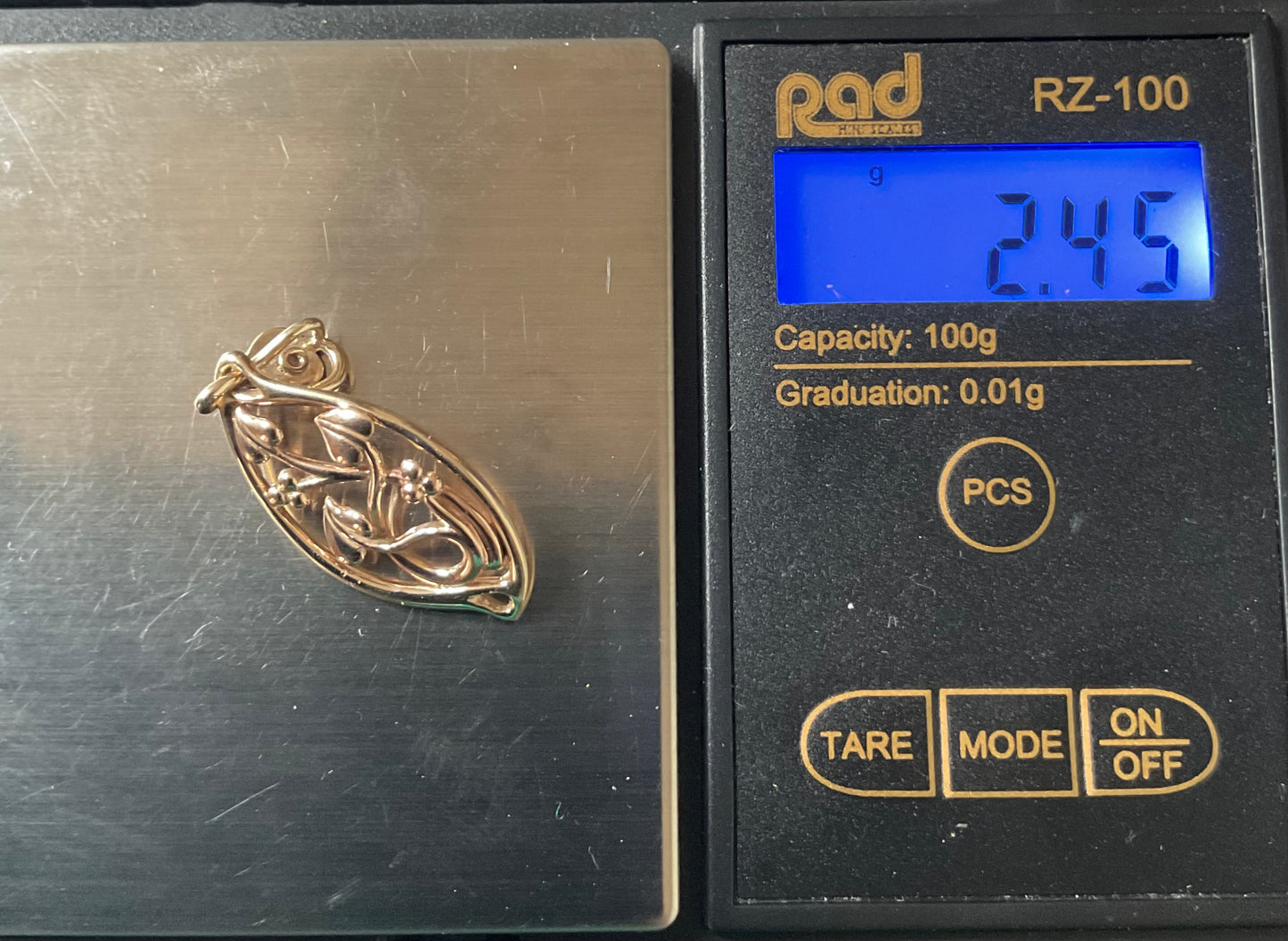 Clogau Vintage 9ct Tree of Life Elliptical Pendant in yellow and rose gold (no chain)