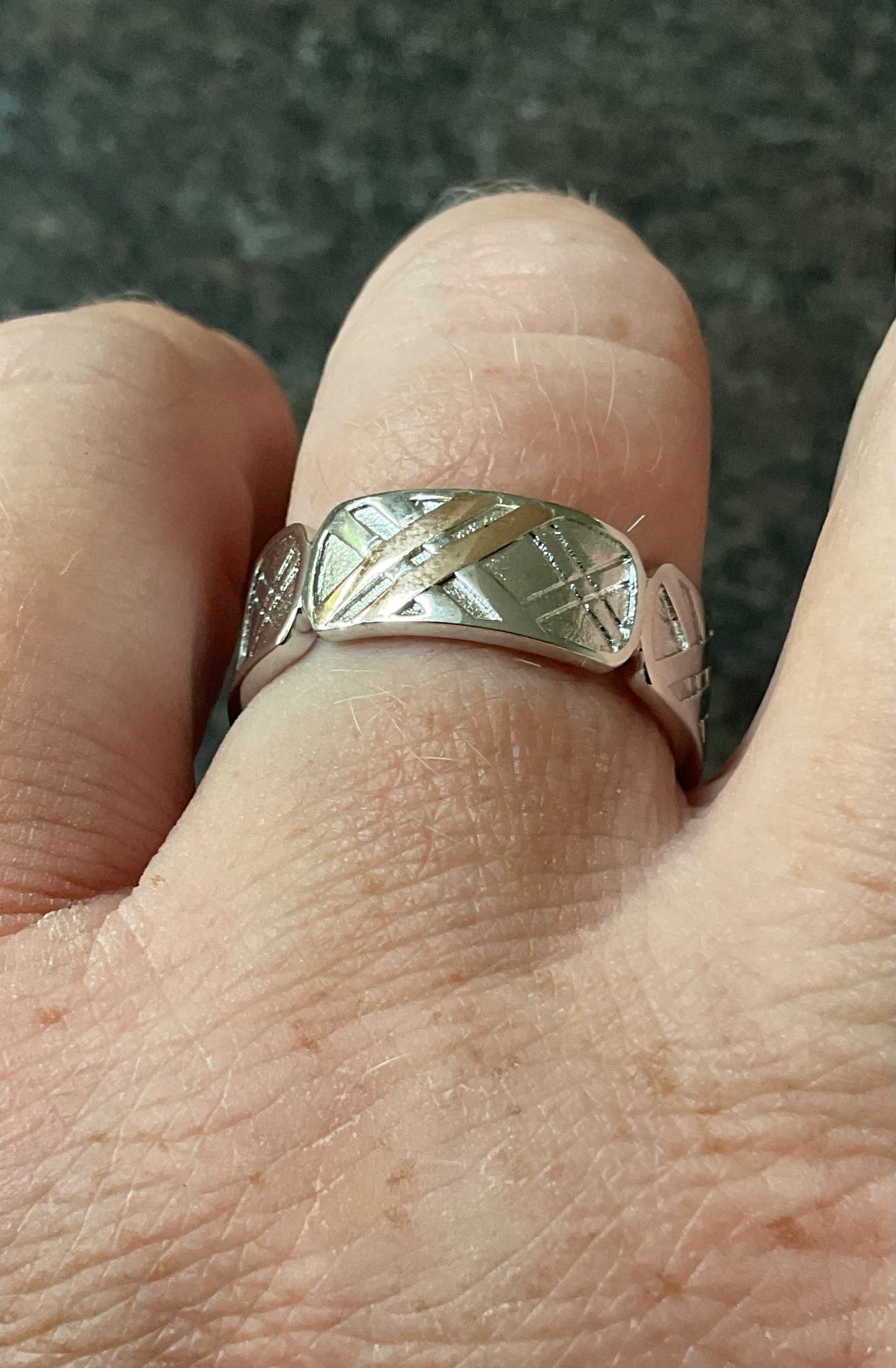 Clogau Unisex Welsh Tartan Band ring in silver and rose gold sizes T and U
