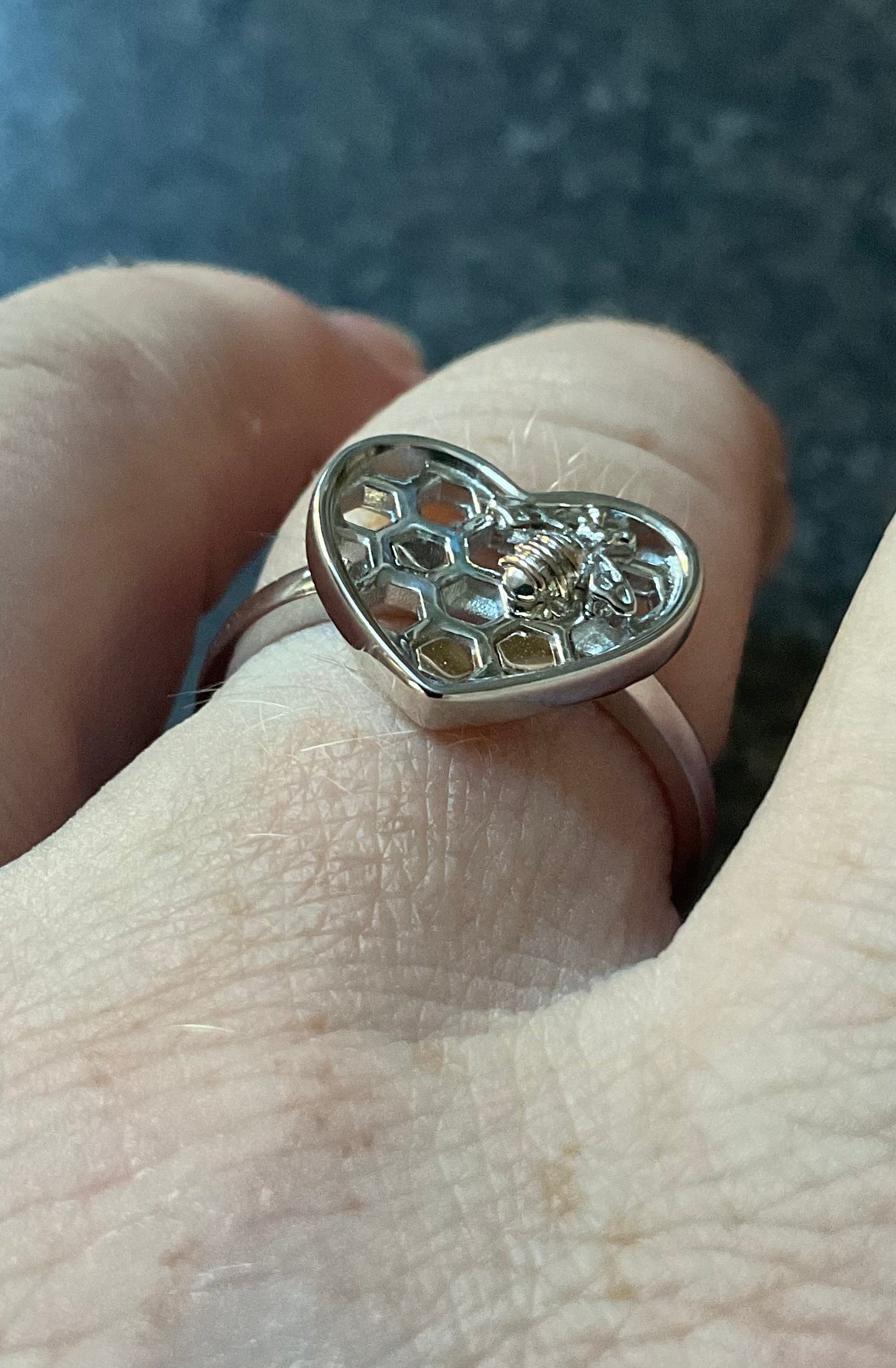 Clogau Honey Bee Honeycomb Heart ring in silver and rose gold sizes O and R