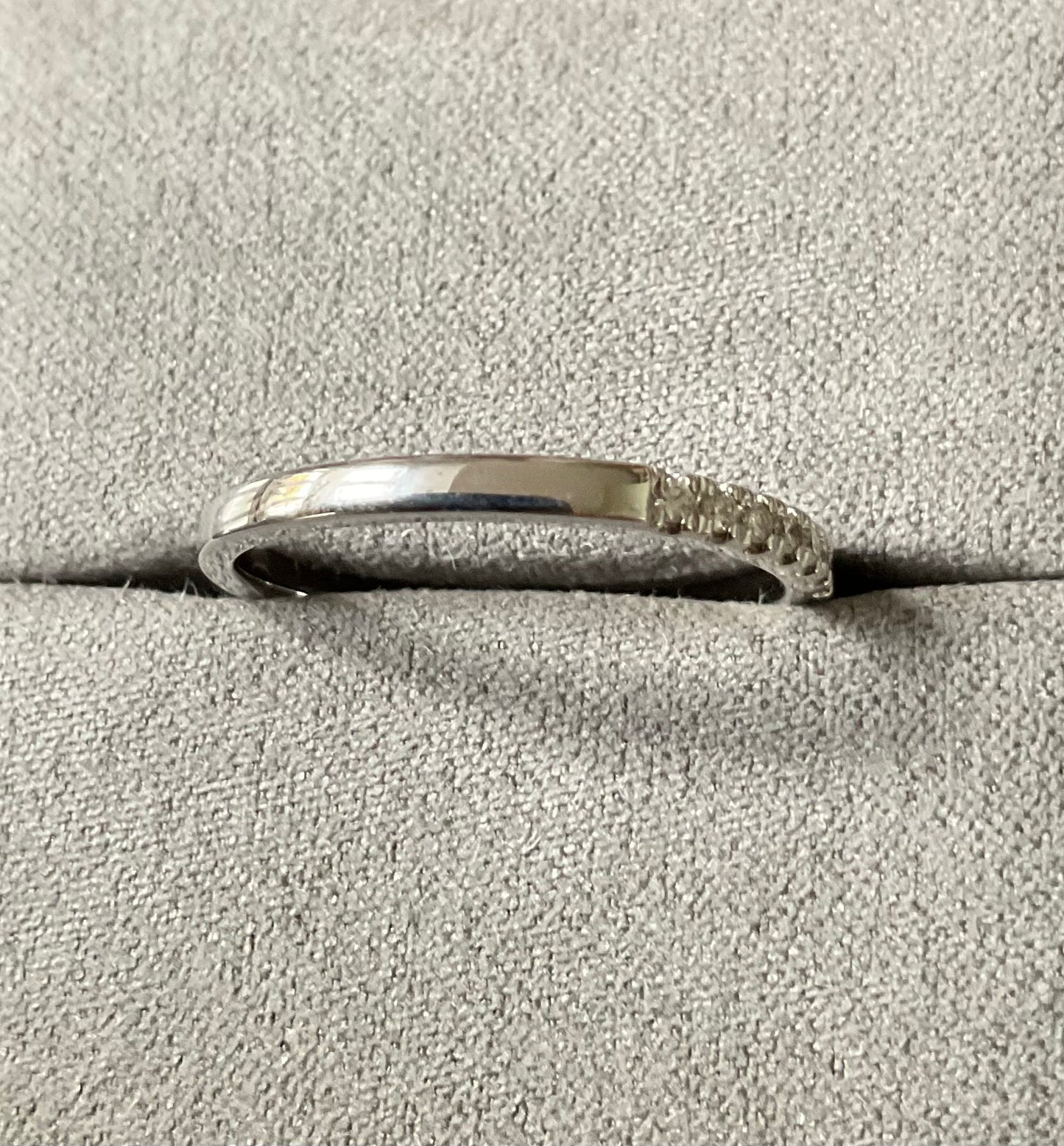 Clogau 9ct Timeless Love white gold and diamond 2mm wedding band ring size T (RRP £750)