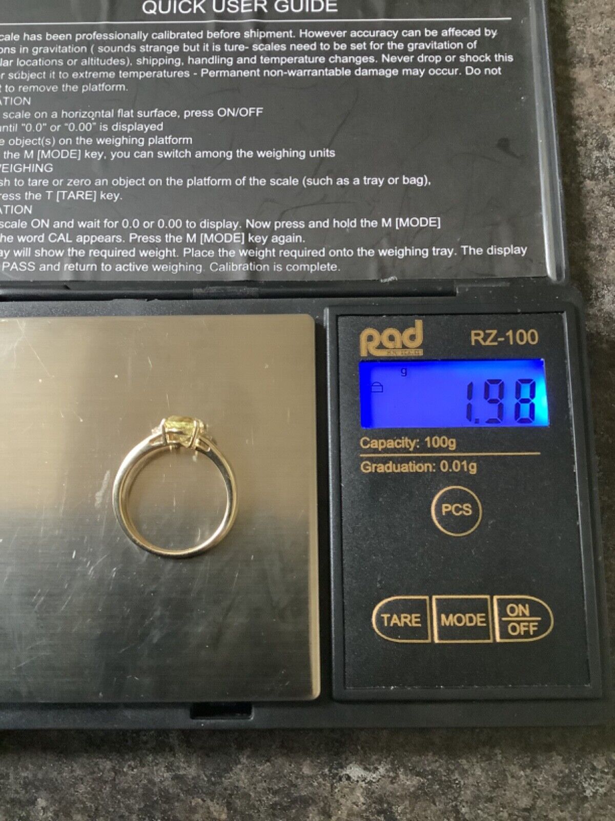 10k greenish yellow Beryl and diamond ring size N yellow gold