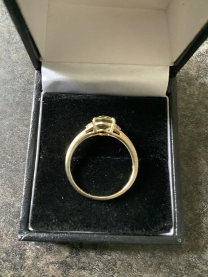 10k greenish yellow Beryl and diamond ring size N yellow gold