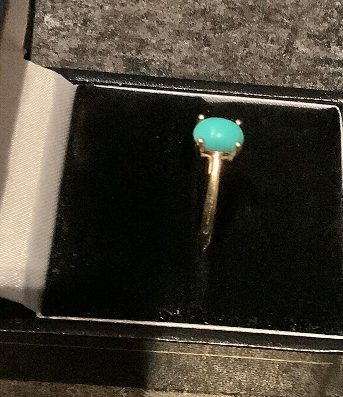 10k oval turquoise cabochon yellow gold ring size N1/2 hallmarked