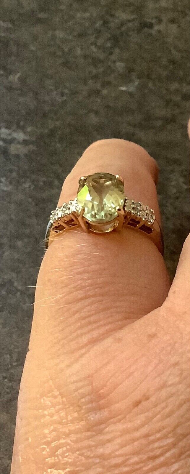 9ct colour change garnet and diamond ring size N1/2 yellow gold hallmarked