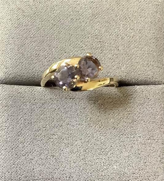 Stunning 9ct purple gemstone iolite? Toi et Moi ring size P yellow gold