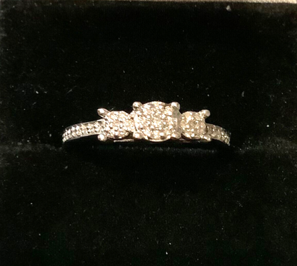 9ct white gold natural diamond trilogy cluster ring size N1/2