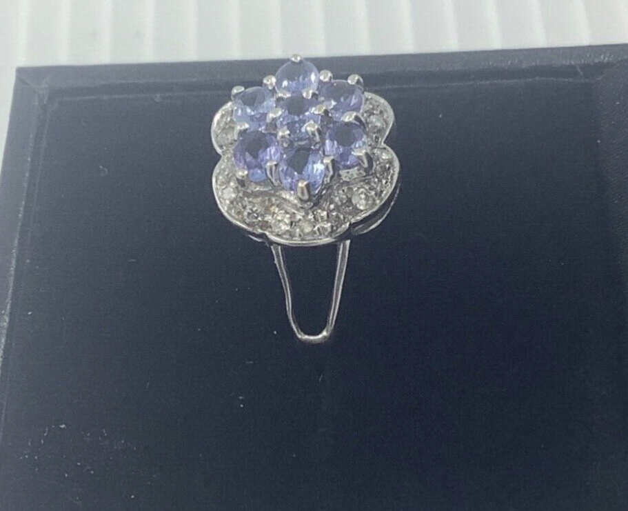 9ct tanzanite and natural diamond white gold halo cluster ring size M1/2