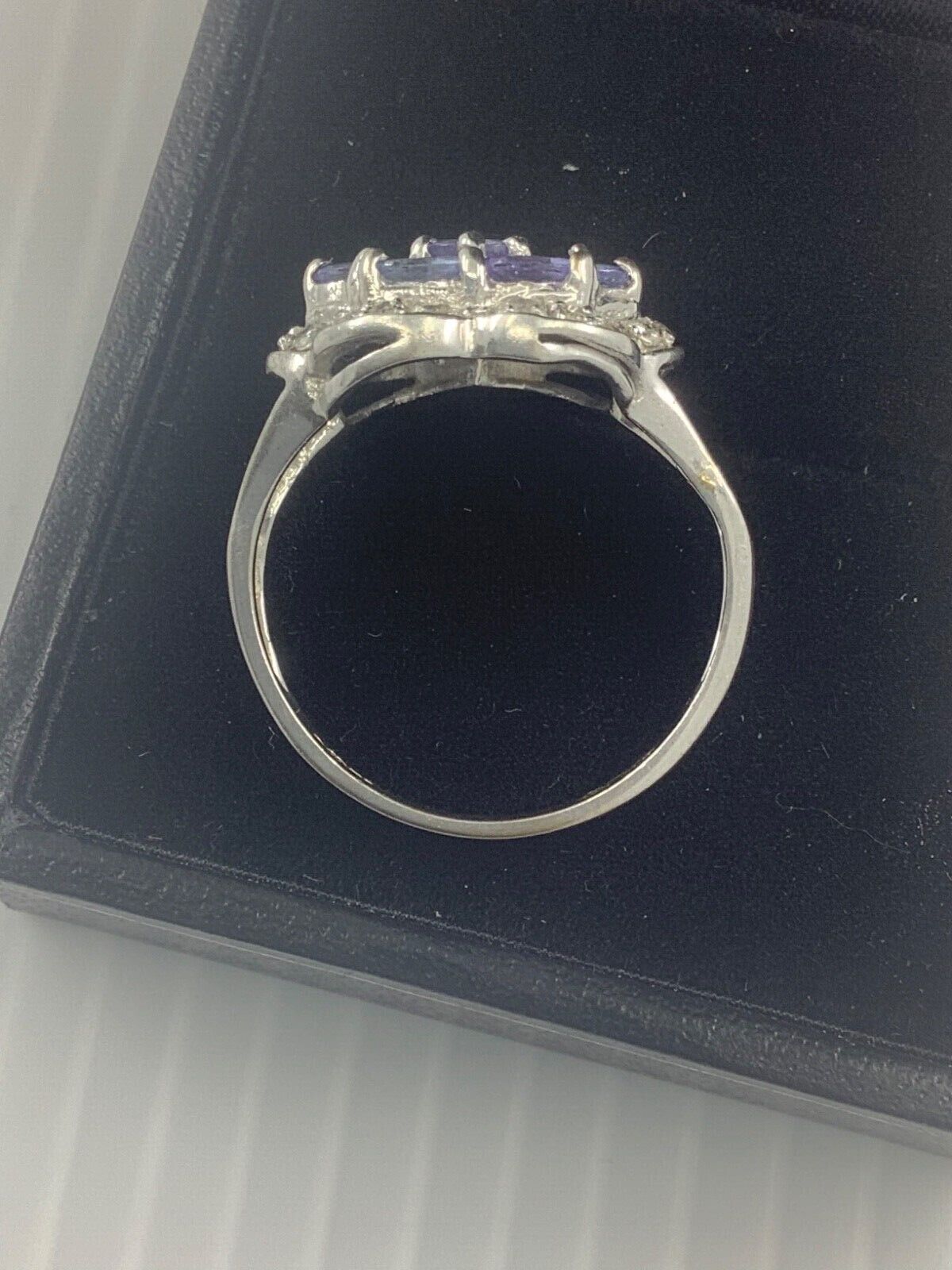 9ct tanzanite and natural diamond white gold halo cluster ring size M1/2