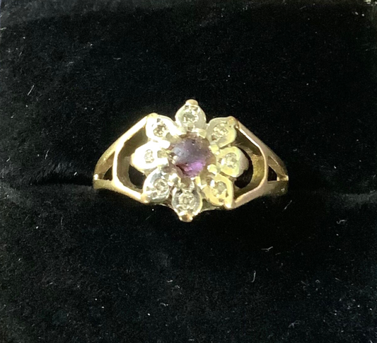 9ct amethyst and diamond vintage flower ring size K1/2 READ DESCRIPTION!