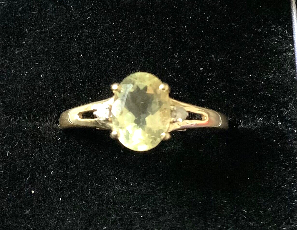 10k greenish yellow Beryl and diamond ring size N yellow gold