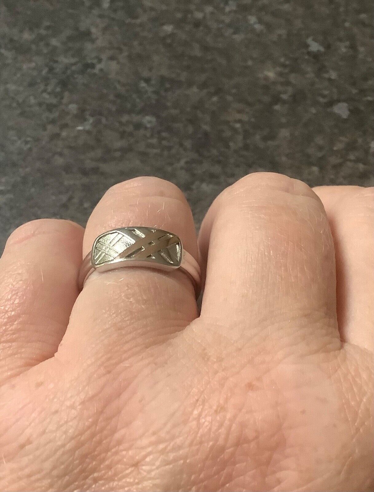 Clogau Tartan Slim ring size P Unisex ladies gents silver and rose gold RRP £129