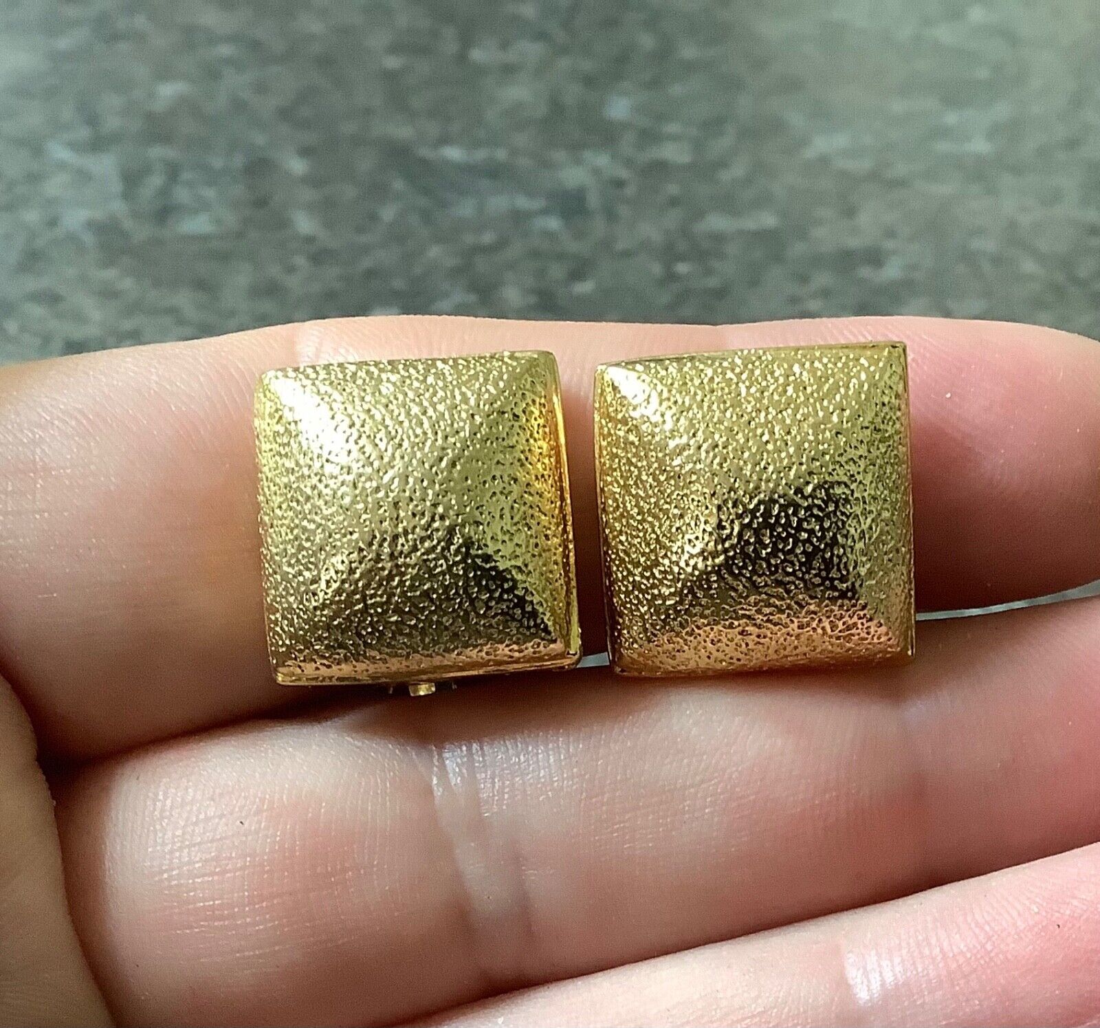 3 pairs of gold tone vintage clip on stud earrings including faux pearl