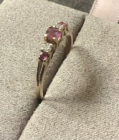 9ct ruby and diamond split shoulder ring size M 1/2 yellow gold