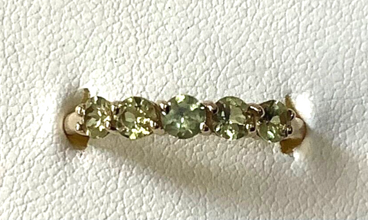 9ct 5 stone yellow green gemstone size N1/2-O yellow gold colour changing