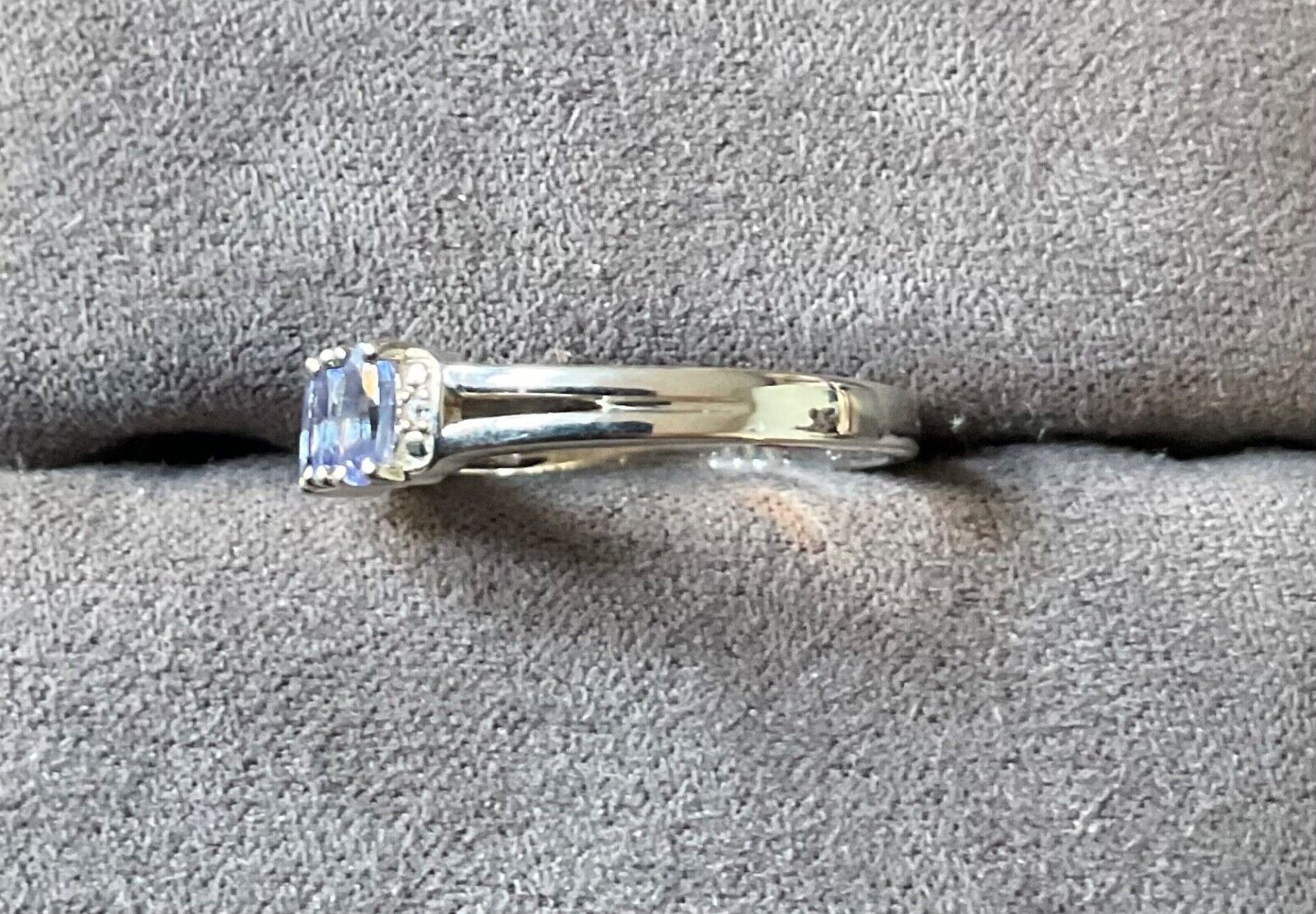 925 Tanzanite and Diamond trilogy ring size P1/2-Q sterling silver