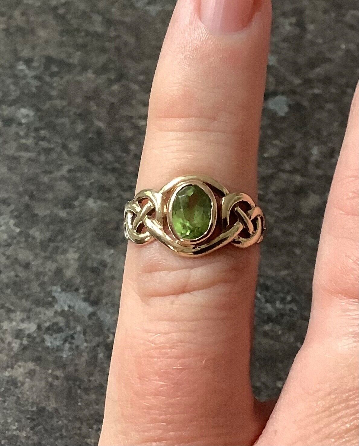 Clogau 9ct Peridot Celtic weave ring size K1/2 yellow and rose gold