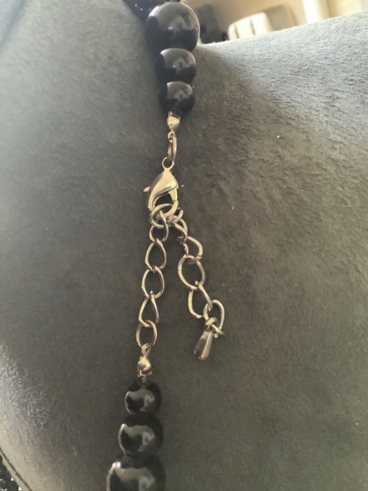 Heavy black 6 strand variable size bead necklace 19-21"