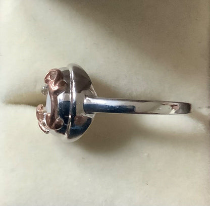 Clogau Tudor Court mother of pearl ring size S1/2 silver and rose gold