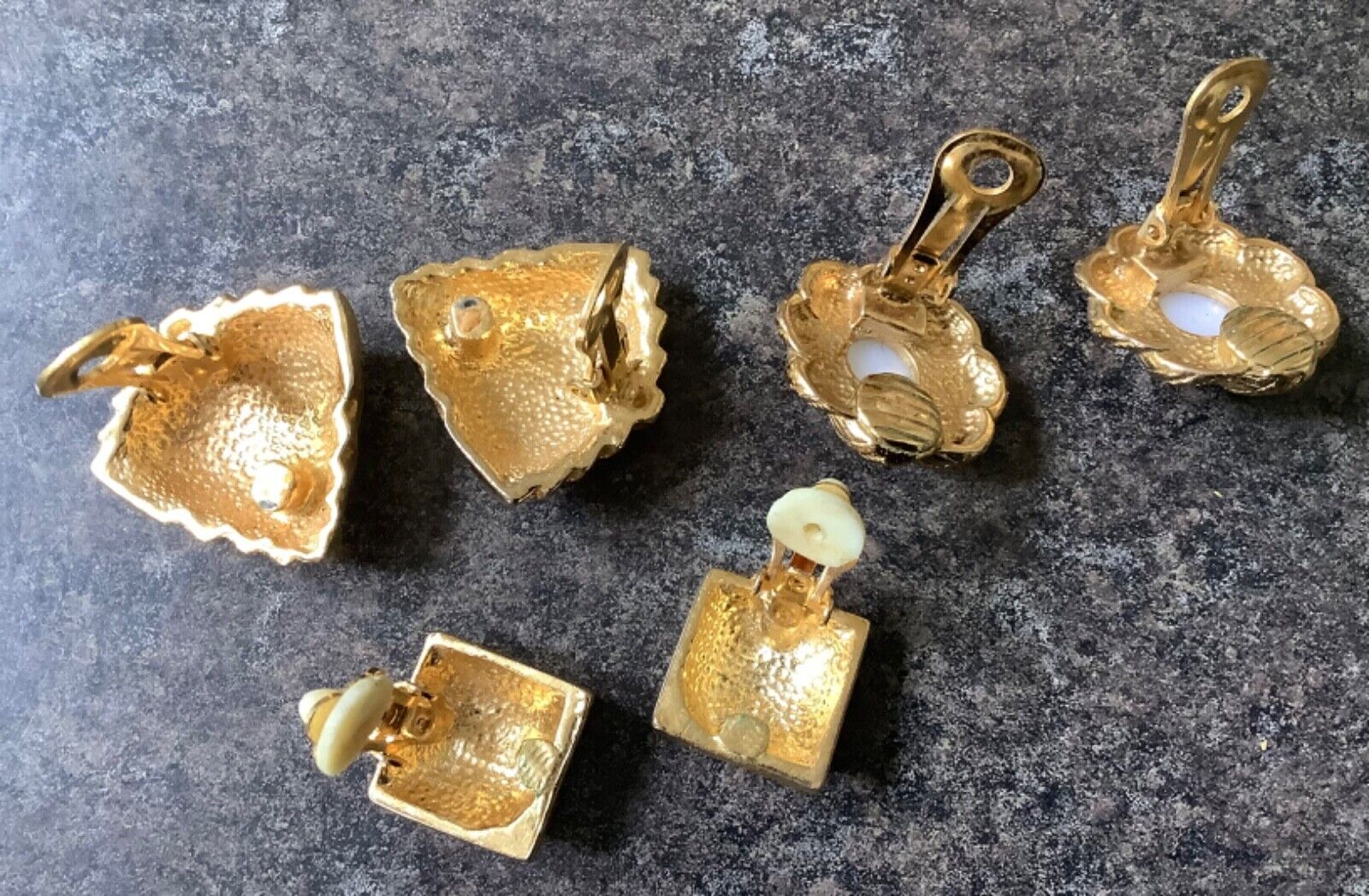 3 pairs of gold tone vintage clip on stud earrings including faux pearl