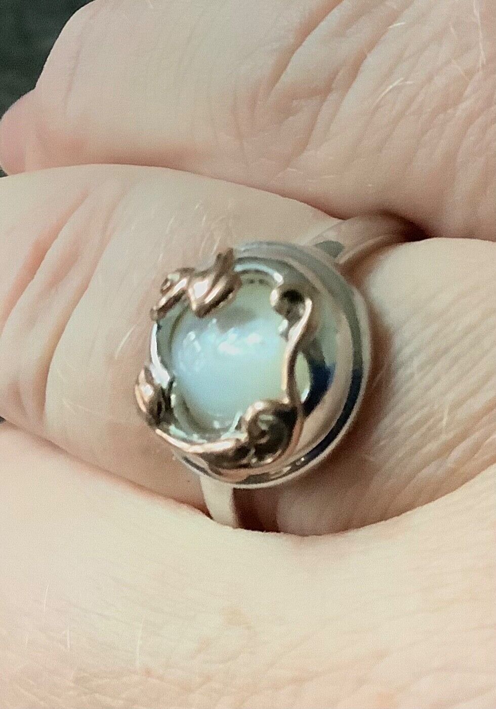 Clogau Tudor Court mother of pearl ring size S1/2 silver and rose gold