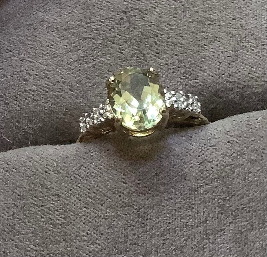 9ct colour change garnet and diamond ring size N1/2 yellow gold hallmarked