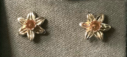 Clogau 9ct daffodil stud earrings yellow and rose gold (not original backs)