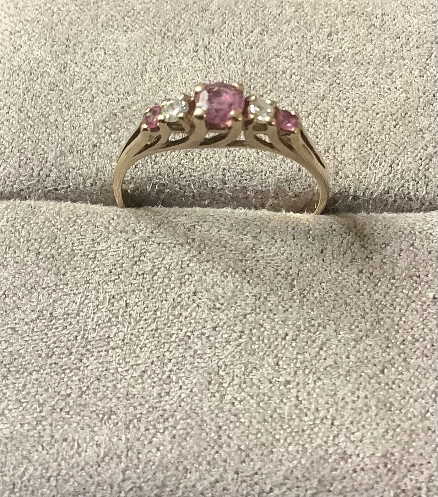 9ct ruby and diamond split shoulder ring size M 1/2 yellow gold