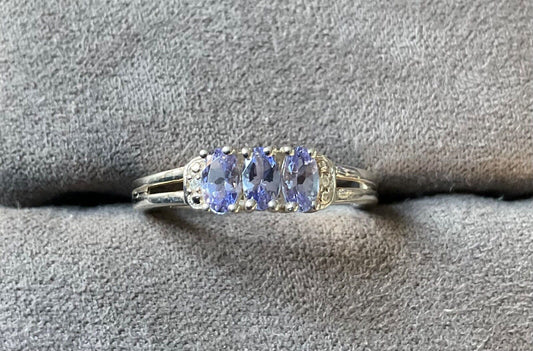 925 Tanzanite and Diamond trilogy ring size P1/2-Q sterling silver