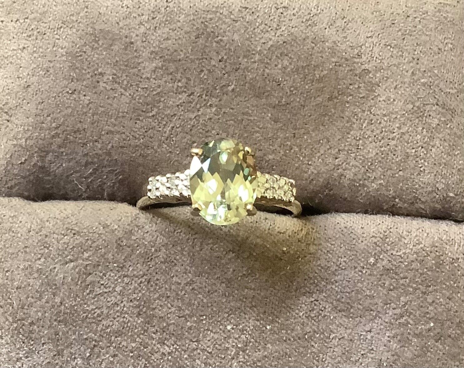 9ct colour change garnet and diamond ring size N1/2 yellow gold hallmarked