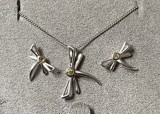 Clogau Damselfly Peridot 18-22” necklace and earrings set in silver and rose gold