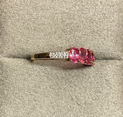 9ct pink spinel and zircon ring size N yellow gold hallmarked