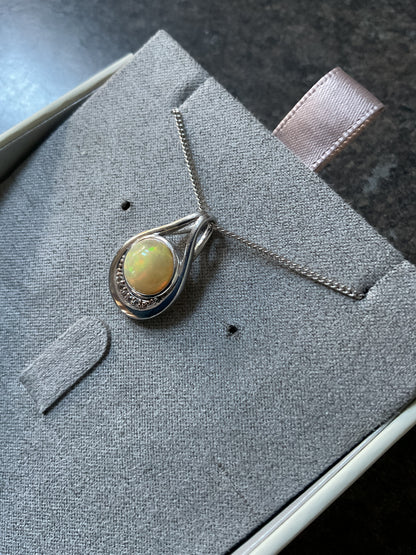 Clogau Serenade Opal and Diamond pendant necklace 18-22” in silver and rose gold