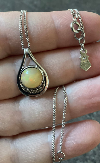 Clogau Serenade Opal and Diamond pendant necklace 18-22” in silver and rose gold